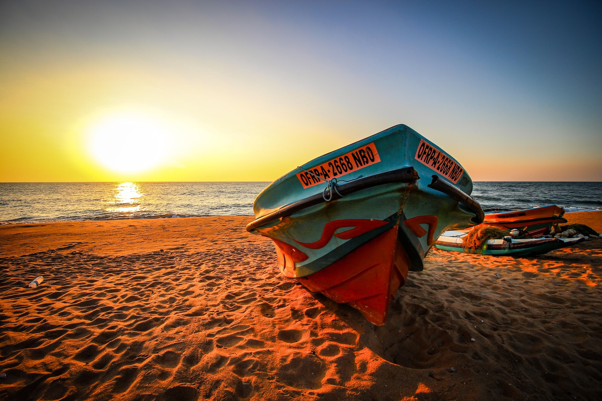 Day Tour of Negombo Hamilton Canal & Maha Oya – Nature River Boat Tour